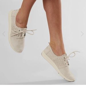 Tom’s del Rey sneakers in birch suede sz8